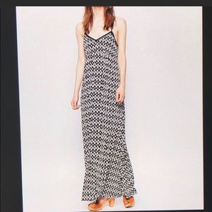 Greylin Printed Maxi Dress Size Small